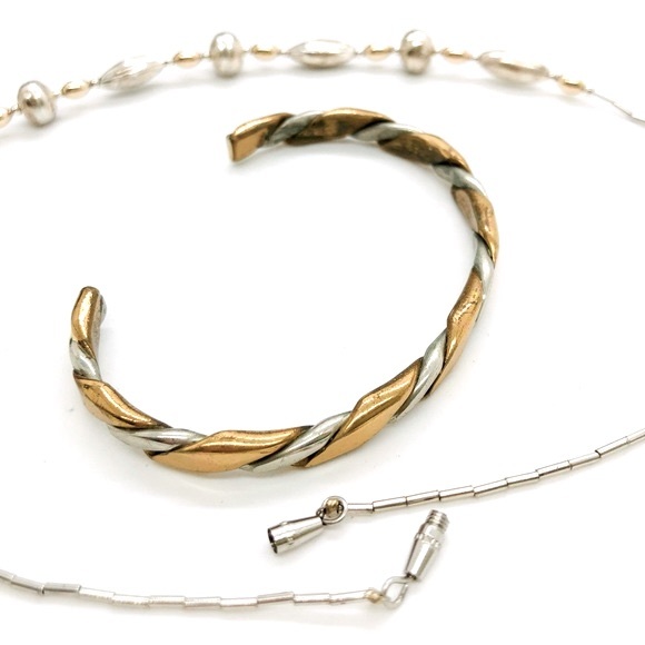 Vintage Silver Necklace and Twisted Bracelet Cuff - Picture 6 of 11